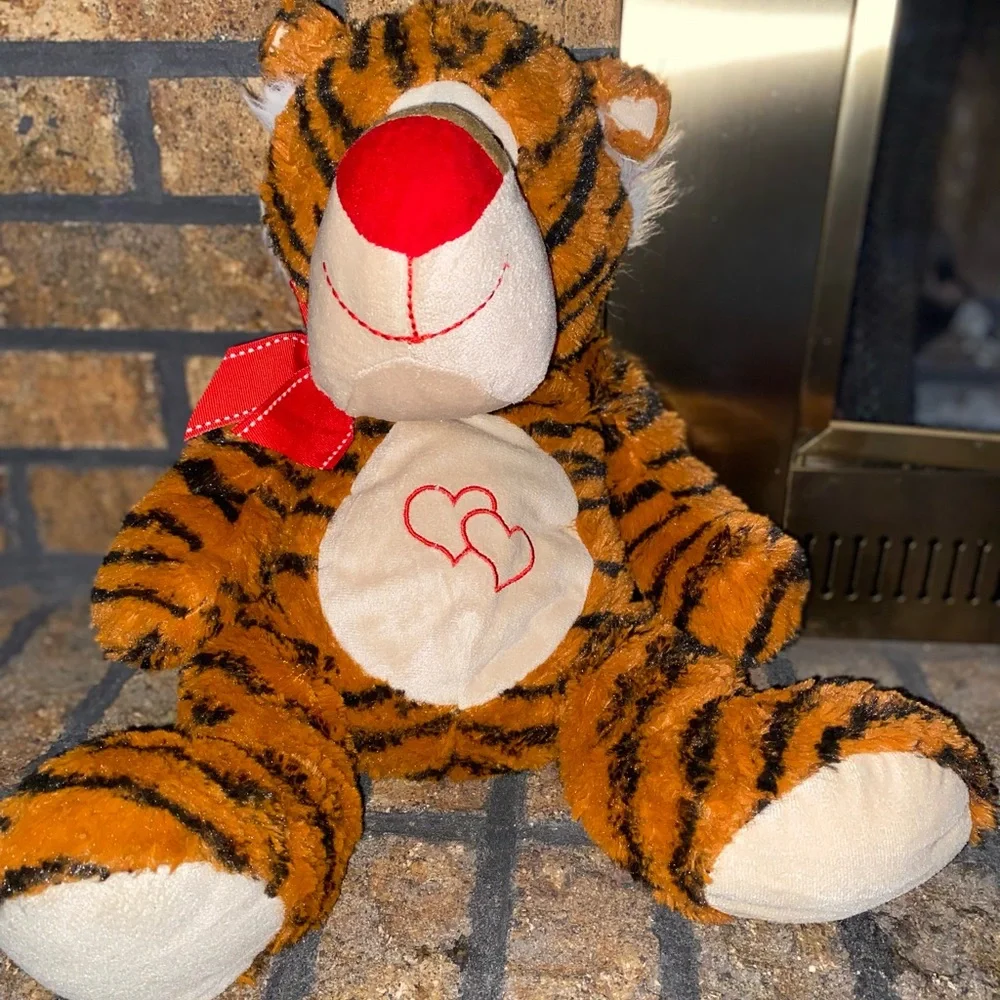 Dan Dee Collector’s Choice, Hearts Embellishments. Tiger Stuffed Animal Plush - Picture 2 of 6